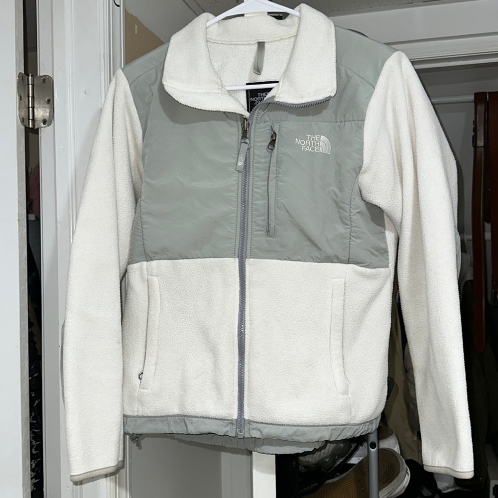 White/Gray North Face Jacket!